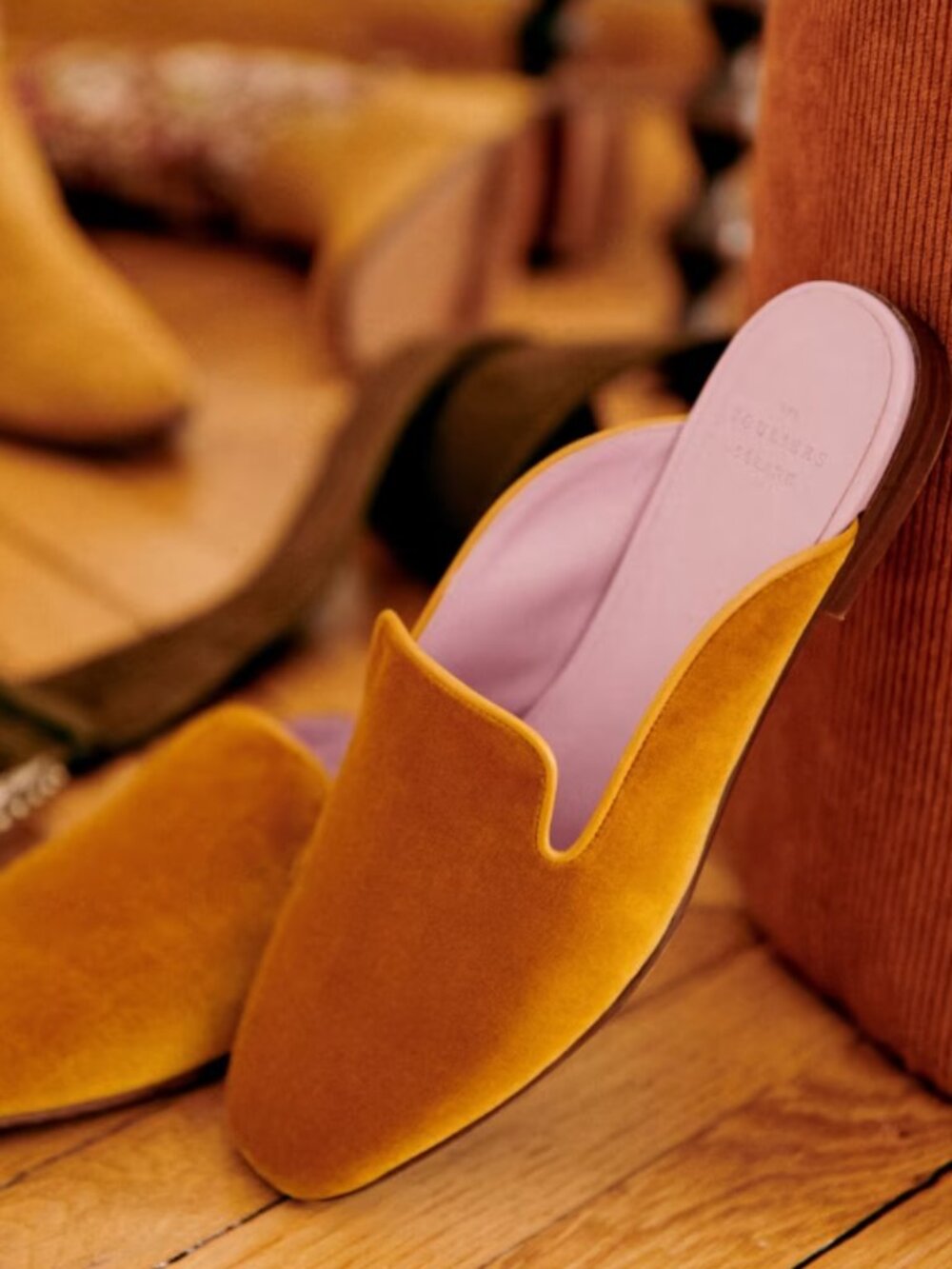 Sezane Georges Slippers Velvet Ochre 38